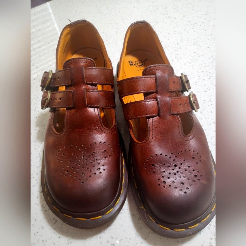 Doc Martens Mary Janes